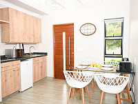 Linden Gap Guesthouse - Orchard Cottage 002 Web